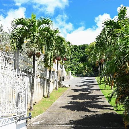 Villa D Ennry Pointe-Noire Exteriör bild