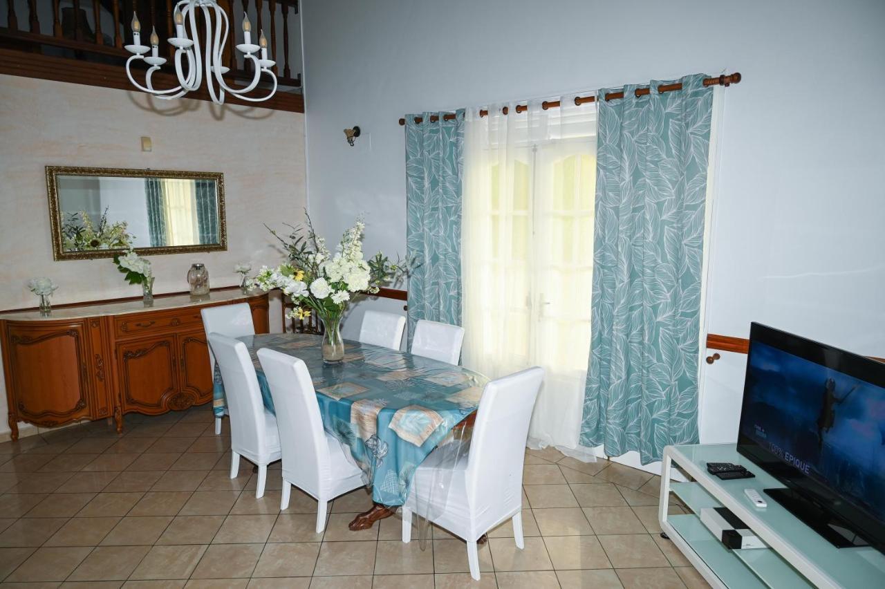 Villa D Ennry Pointe-Noire Exteriör bild